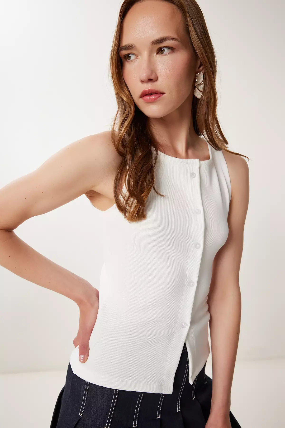 Women's Ecru Buttoned Flexible Ribbed Knitted Vest Zv00325