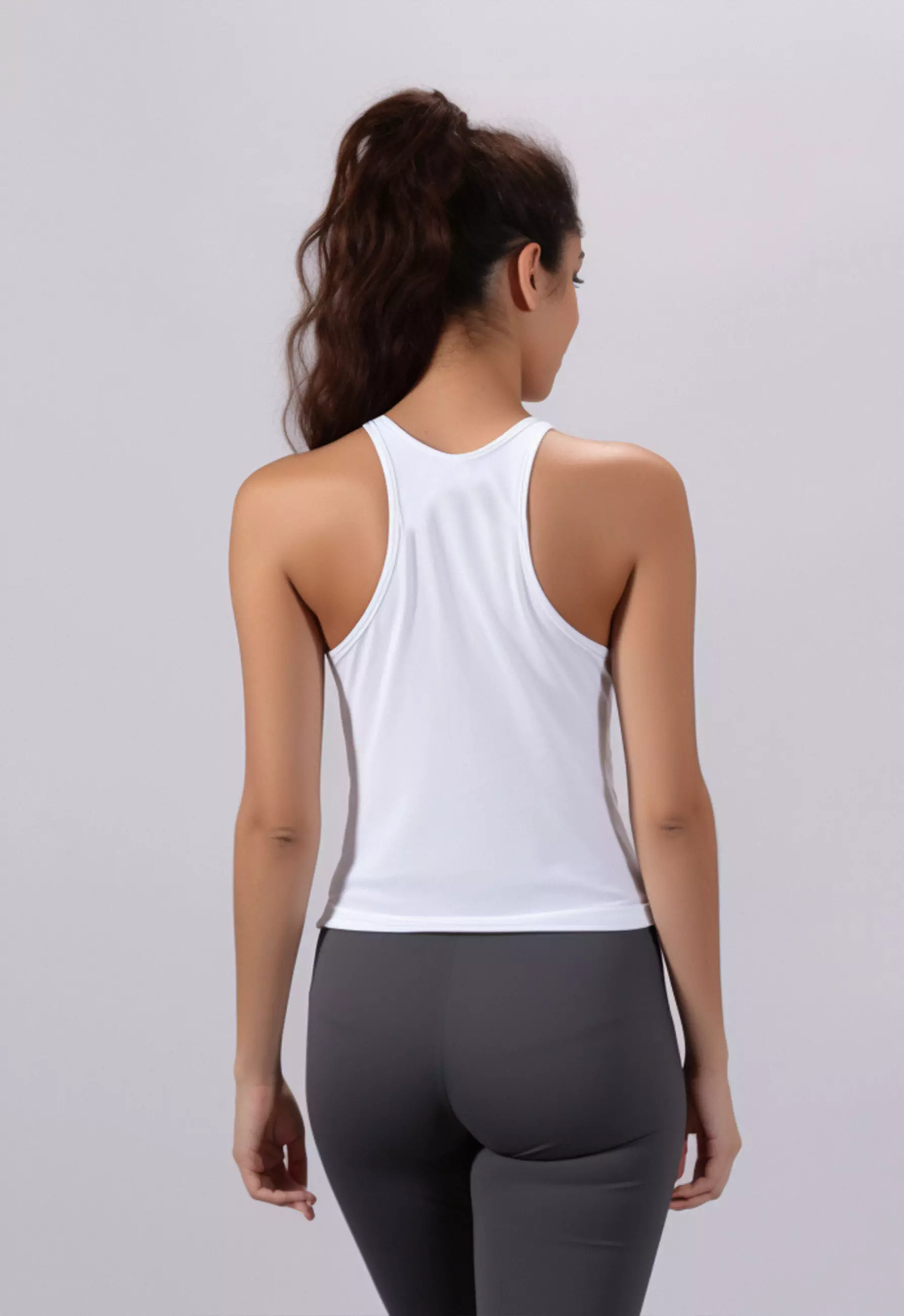 LSB96 Kaos Olahraga Gym Wanita Tanktop "strong is beautiful" Putih