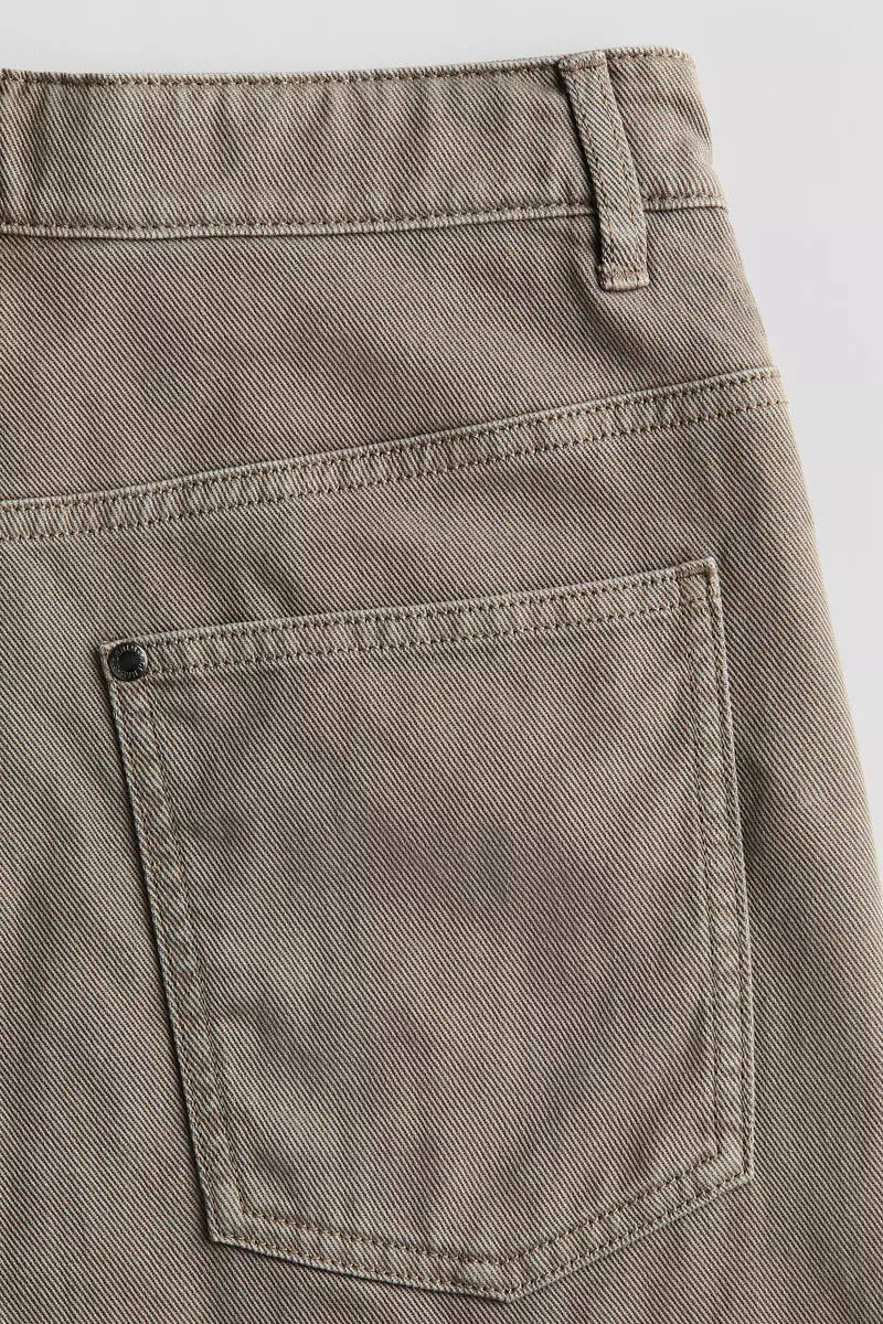 Loose-fit twill shorts