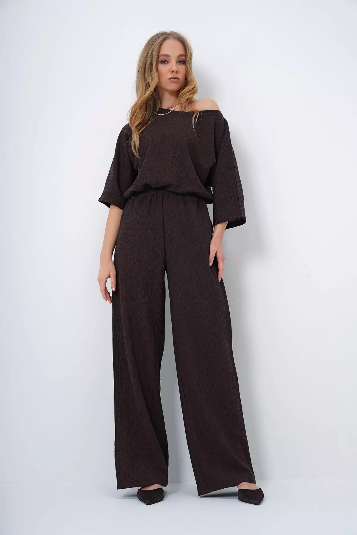 Women's Bitter Coffee Boat Neck Bat Sleeve Casual Blouse and Palazzo Trousers Crepe Set