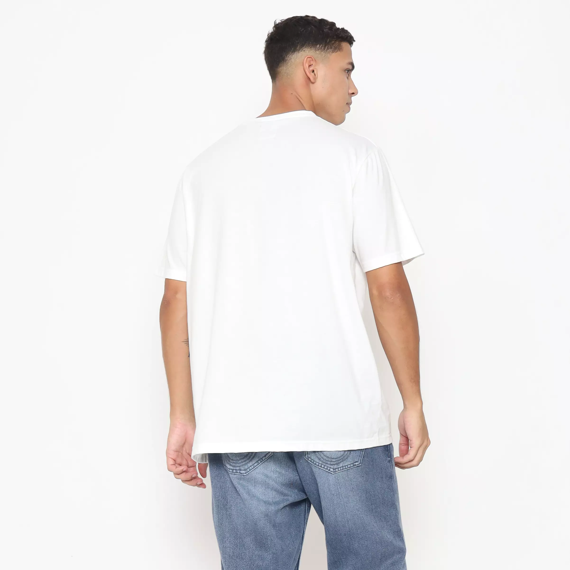 Dragon Kaos Lengan Pendek Elbraman Men Tee Off White Planet Surf