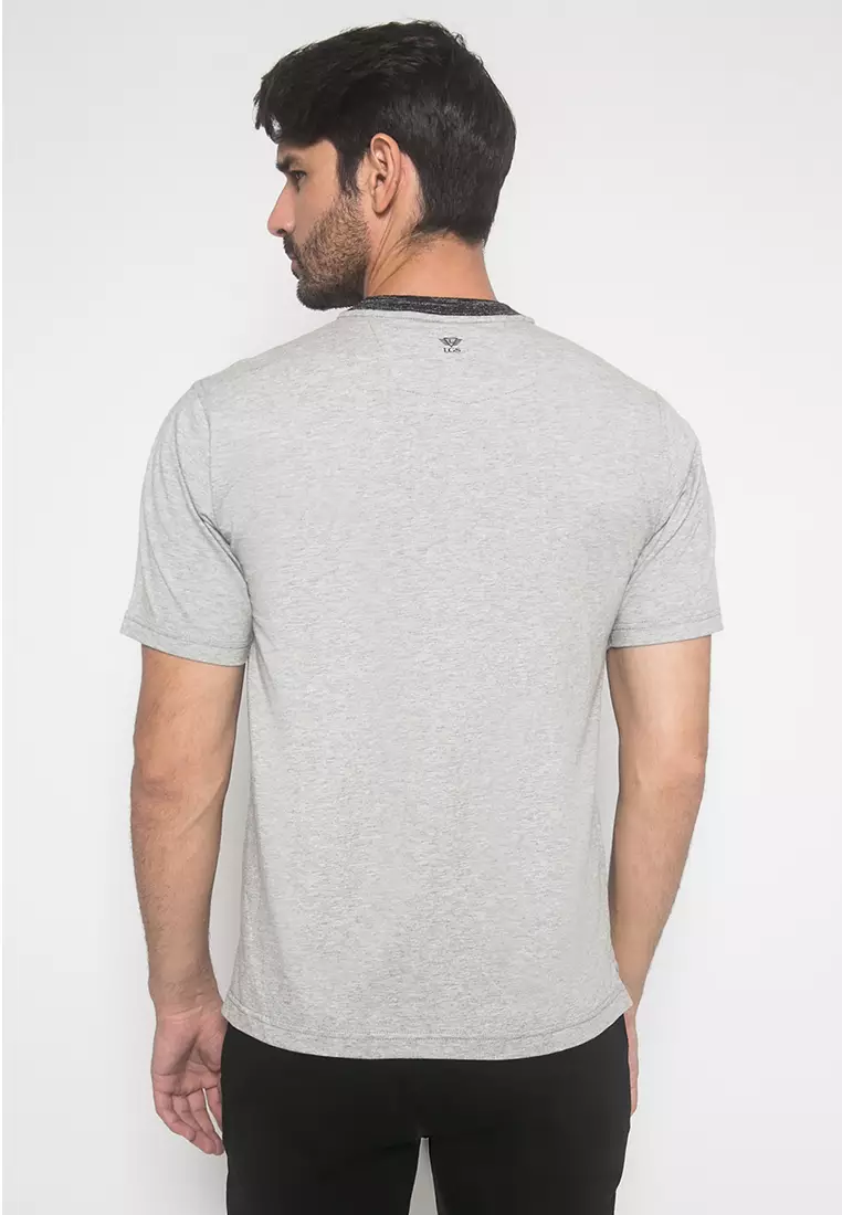 LGS - Kaos Casual Pria - Plaket - Block Abu - Abu - Regular Fit