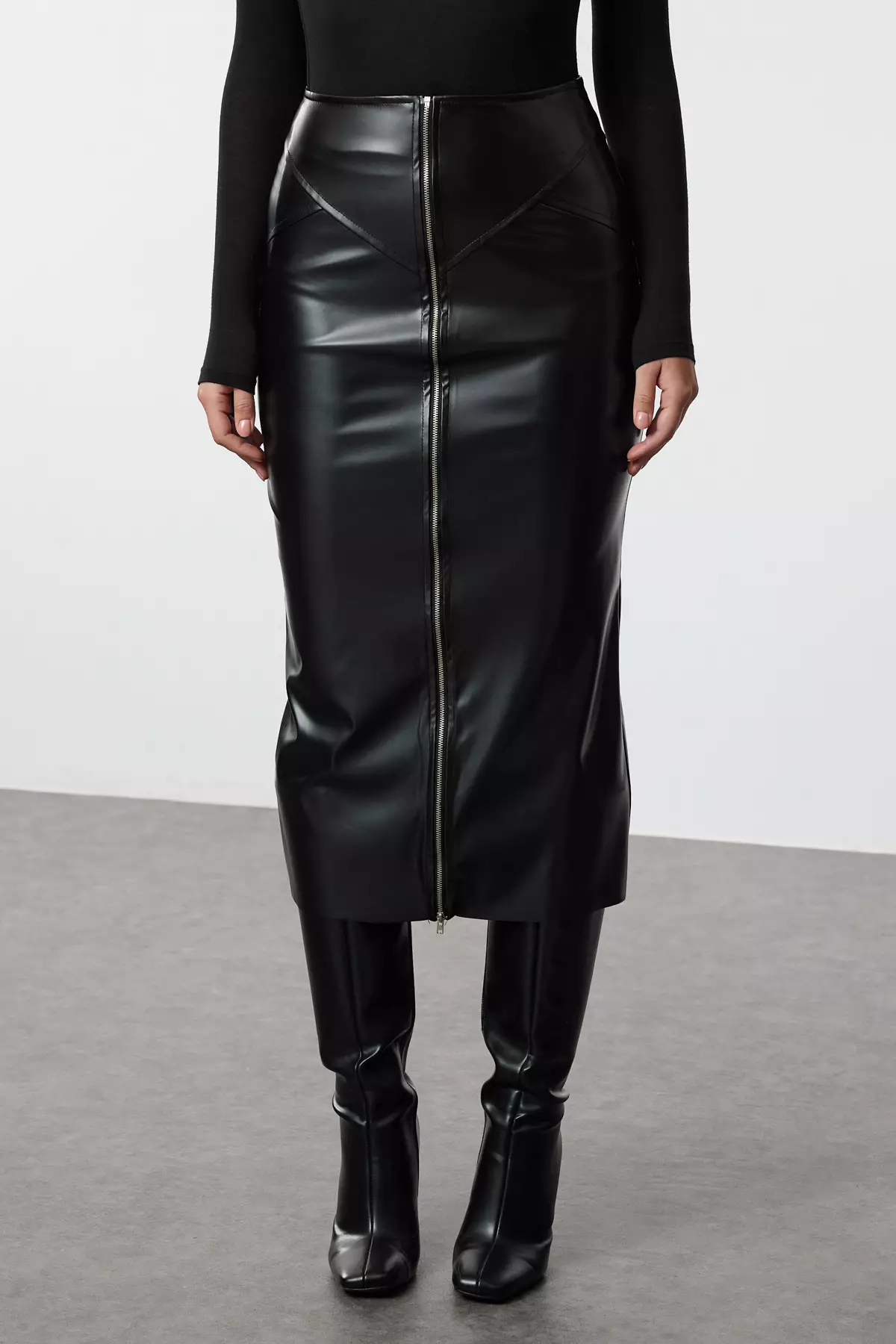 Black Zipper Detail Midi Faux Leather Skirt