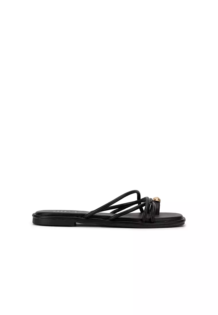 Discount on Nose  shoes - SKU: METAL BUCKLE WITH STRAPPY FLAT THONG