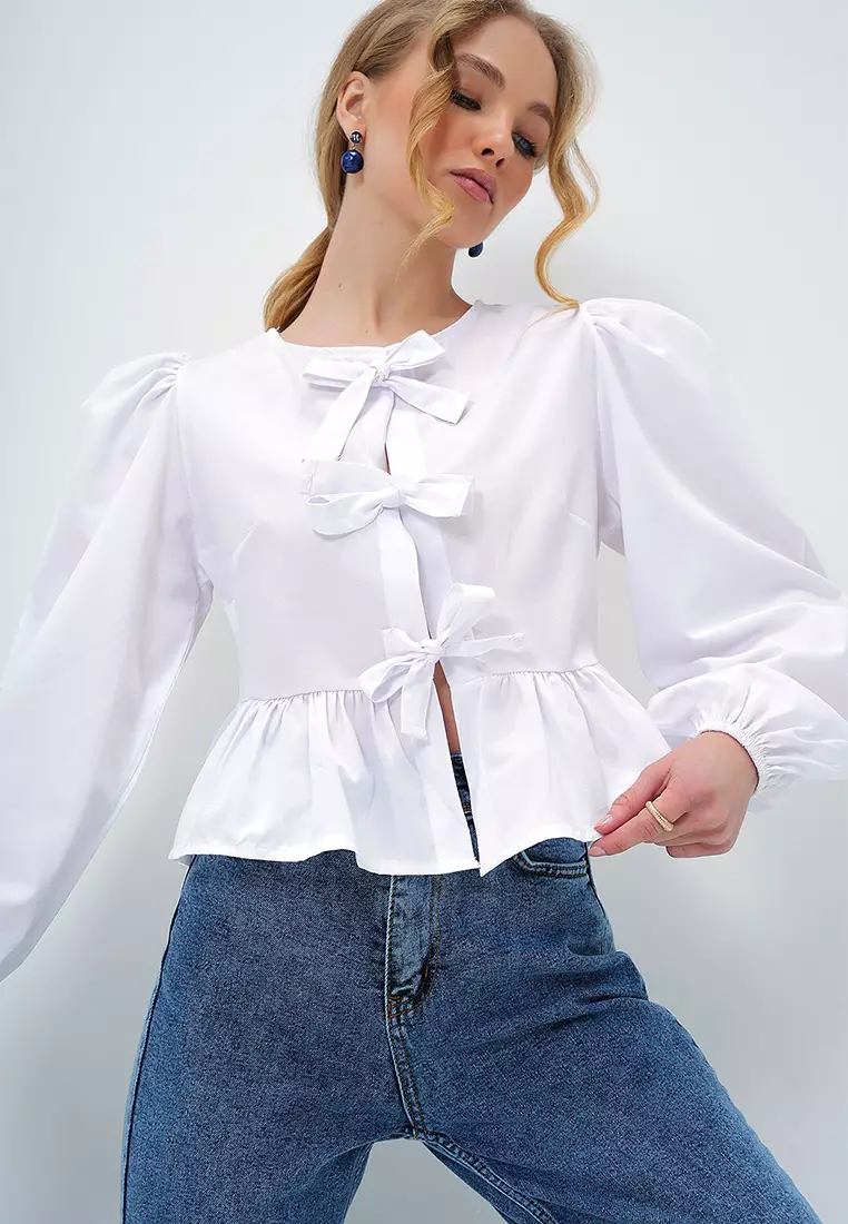 Women's White Crew Neck Bow Tie Princess Sleeve Poplin Blouse