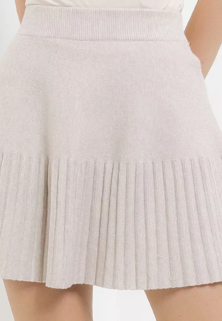 Pleated Hem Knit Mini Skirt
