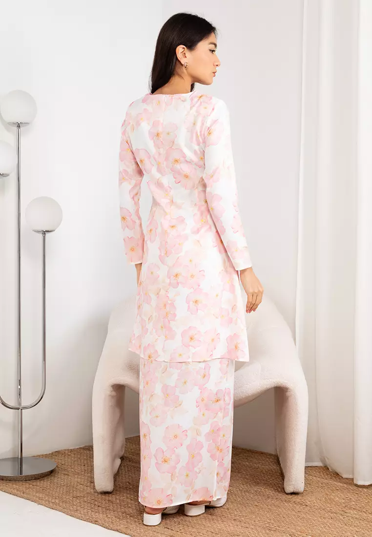 Golden Leaves Floral Baju Kurung Pahang Kain Lipat Depan