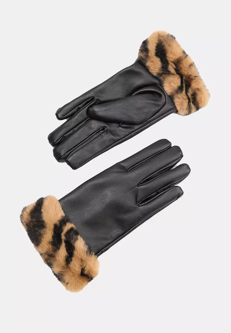 Leopard Faux Fur Detailed Gloves