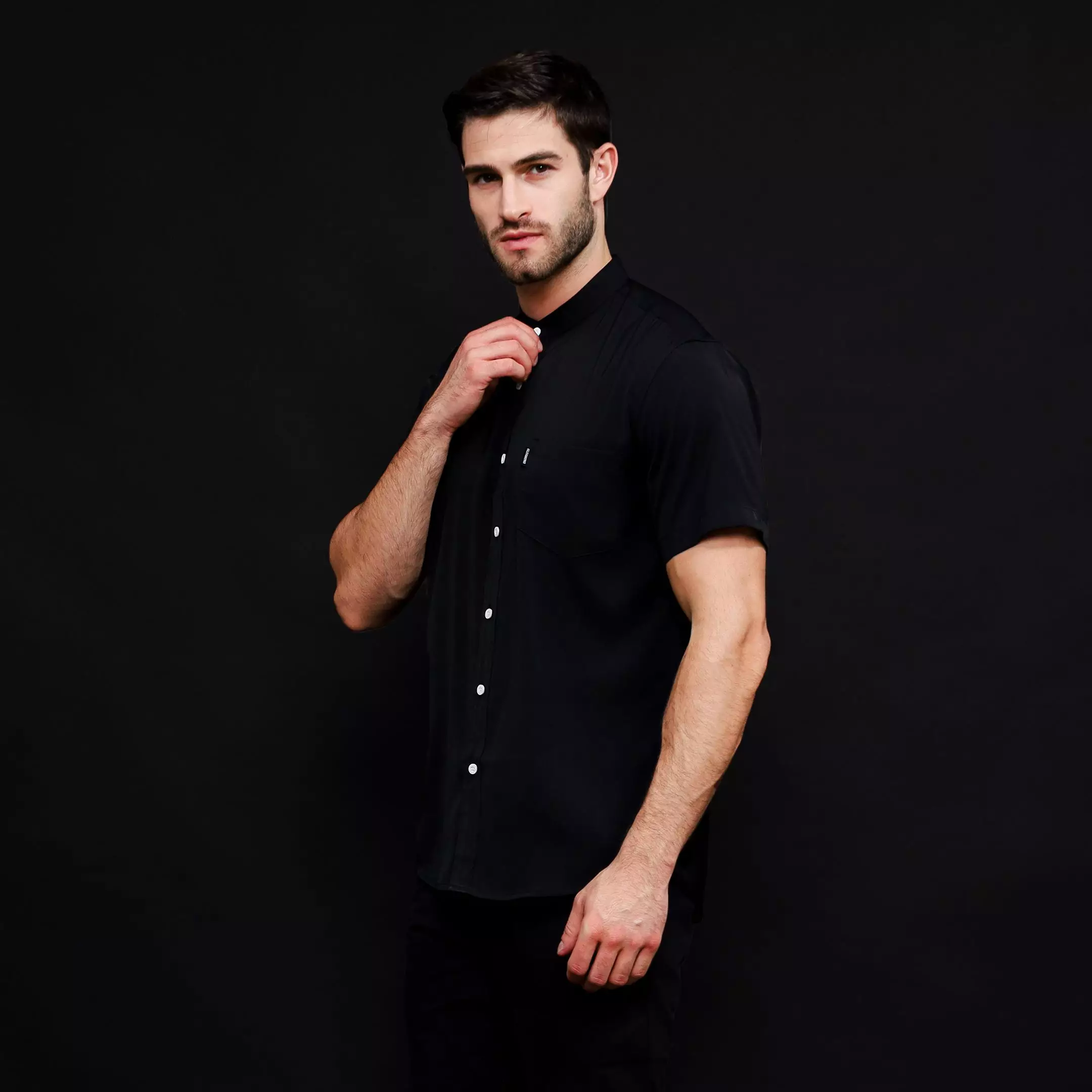 Rayon Shanghai Kemeja Pendek Polos Black