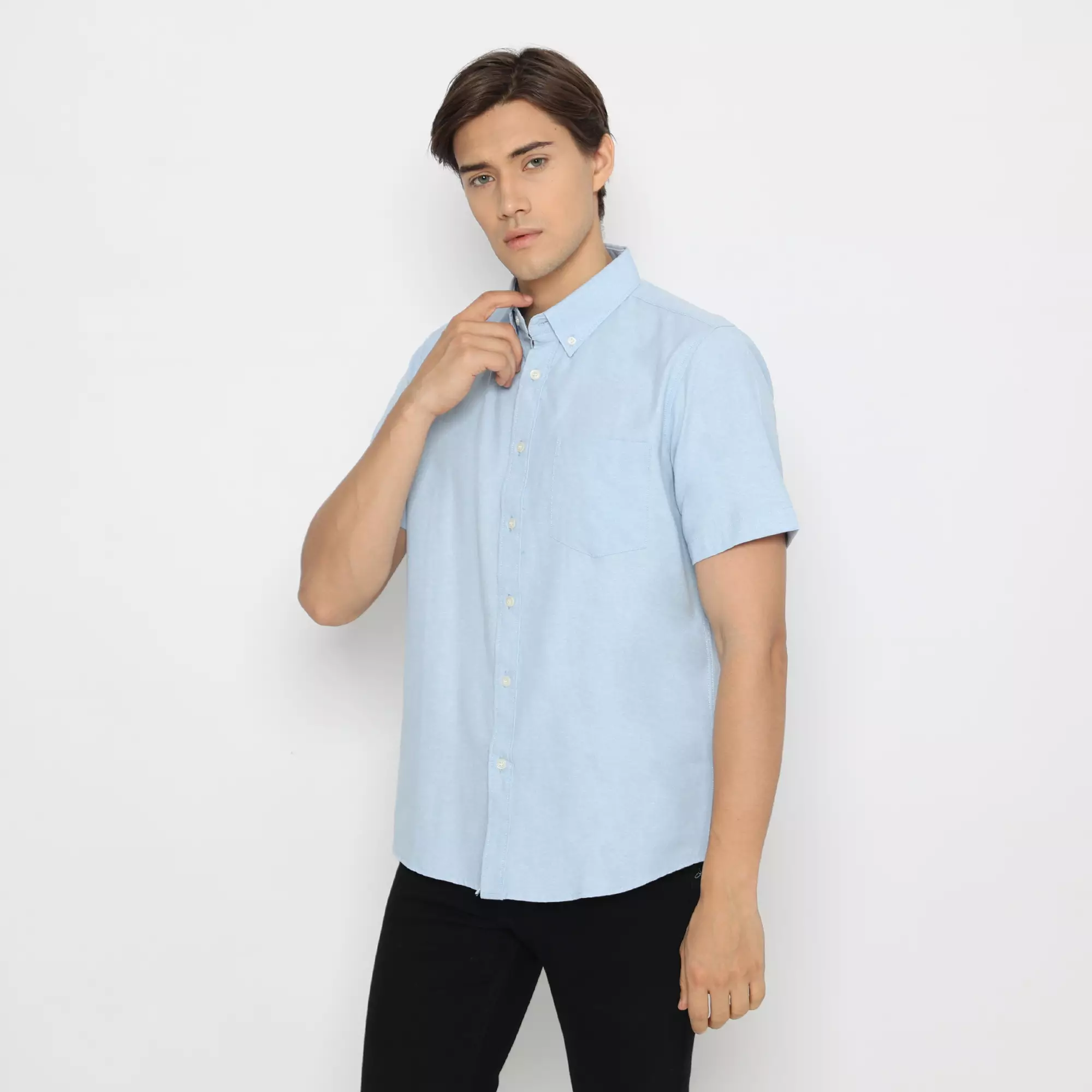 Platini Kemeja Pria Polos Oxford Pendek Biru Muda 1080
