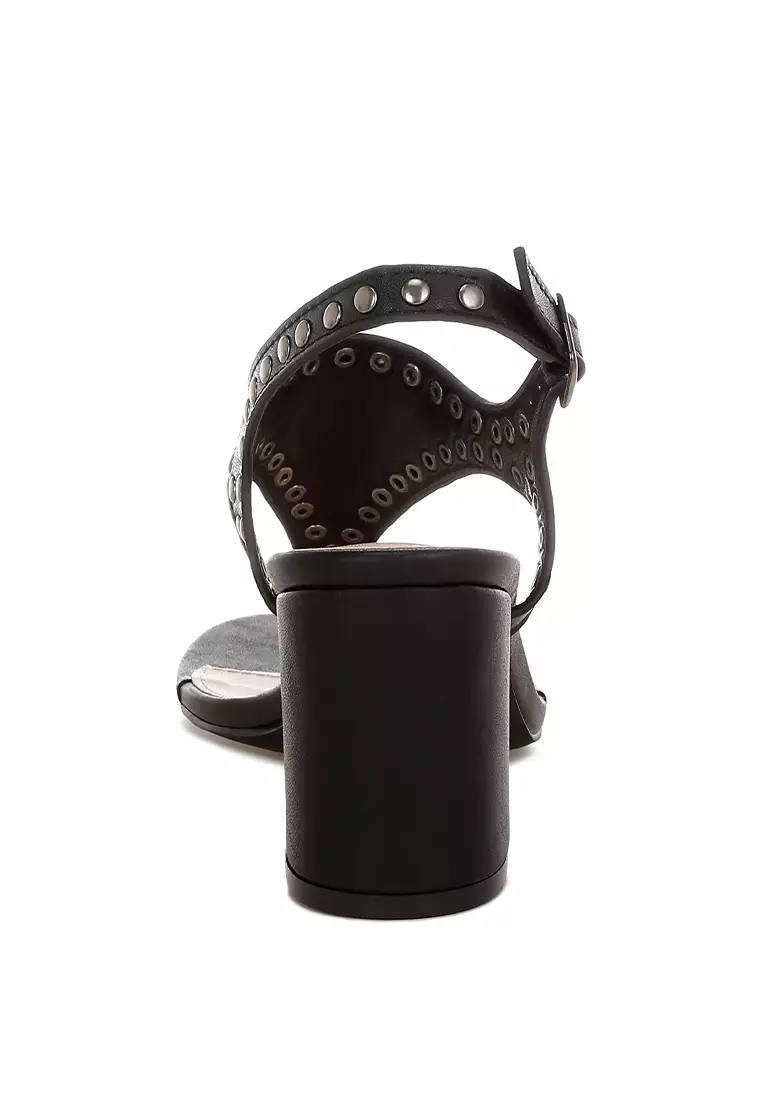 Sandal Kulit Asli Bertabur Warna Hitam