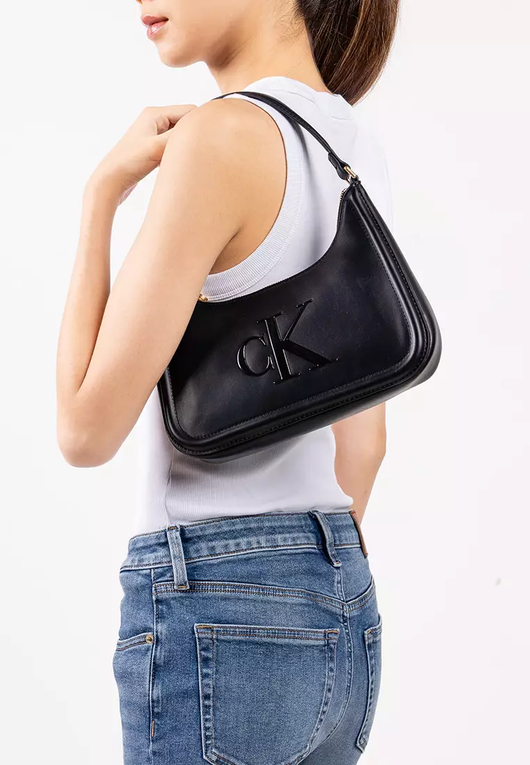 壓花商標單肩袋 - Calvin Klein 配飾
