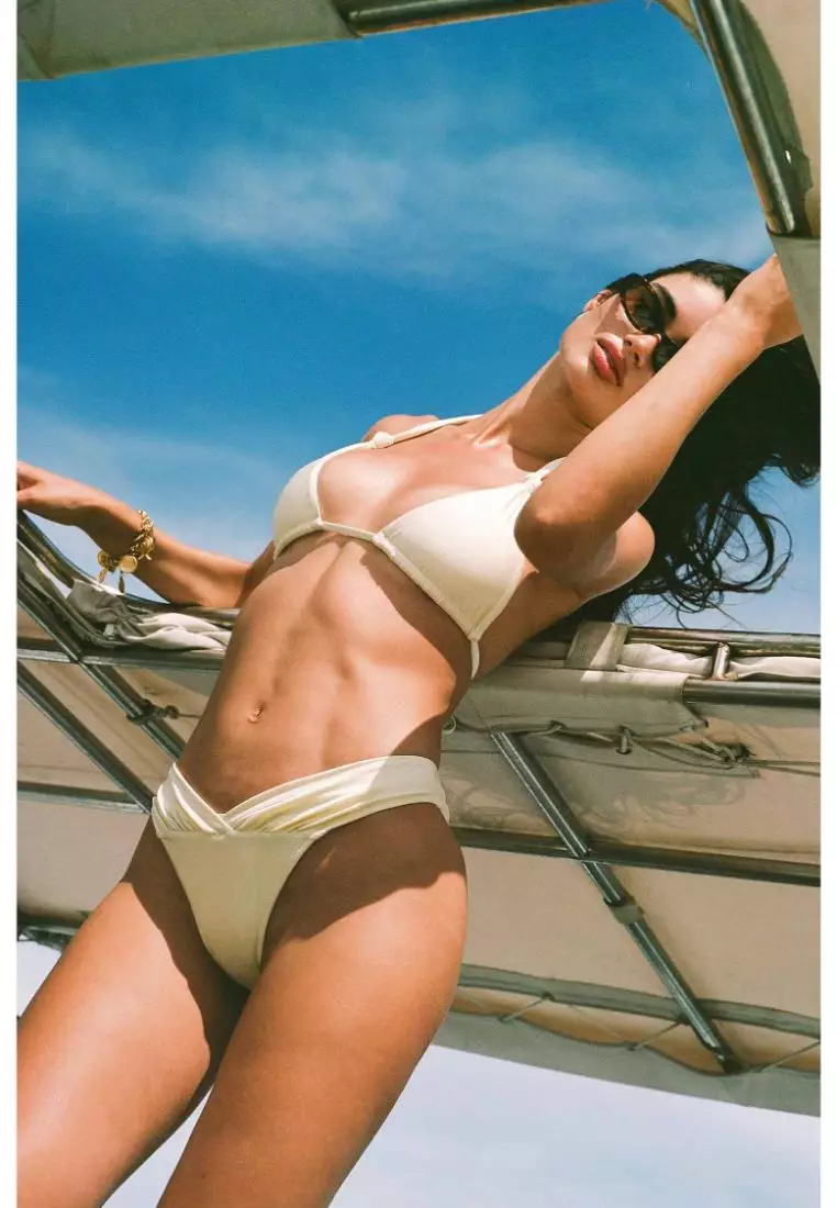 Roan Medium Bikini Bottoms / Butter Yellow