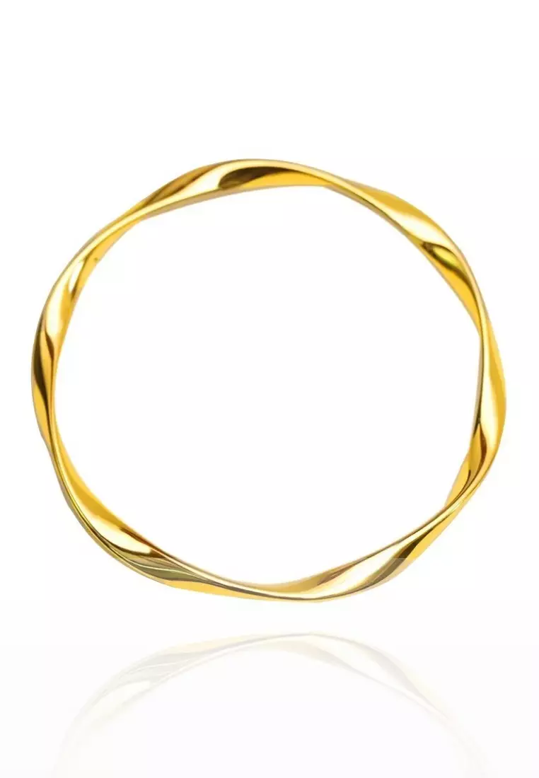 Oriana Curve Shape Bangle in Gold