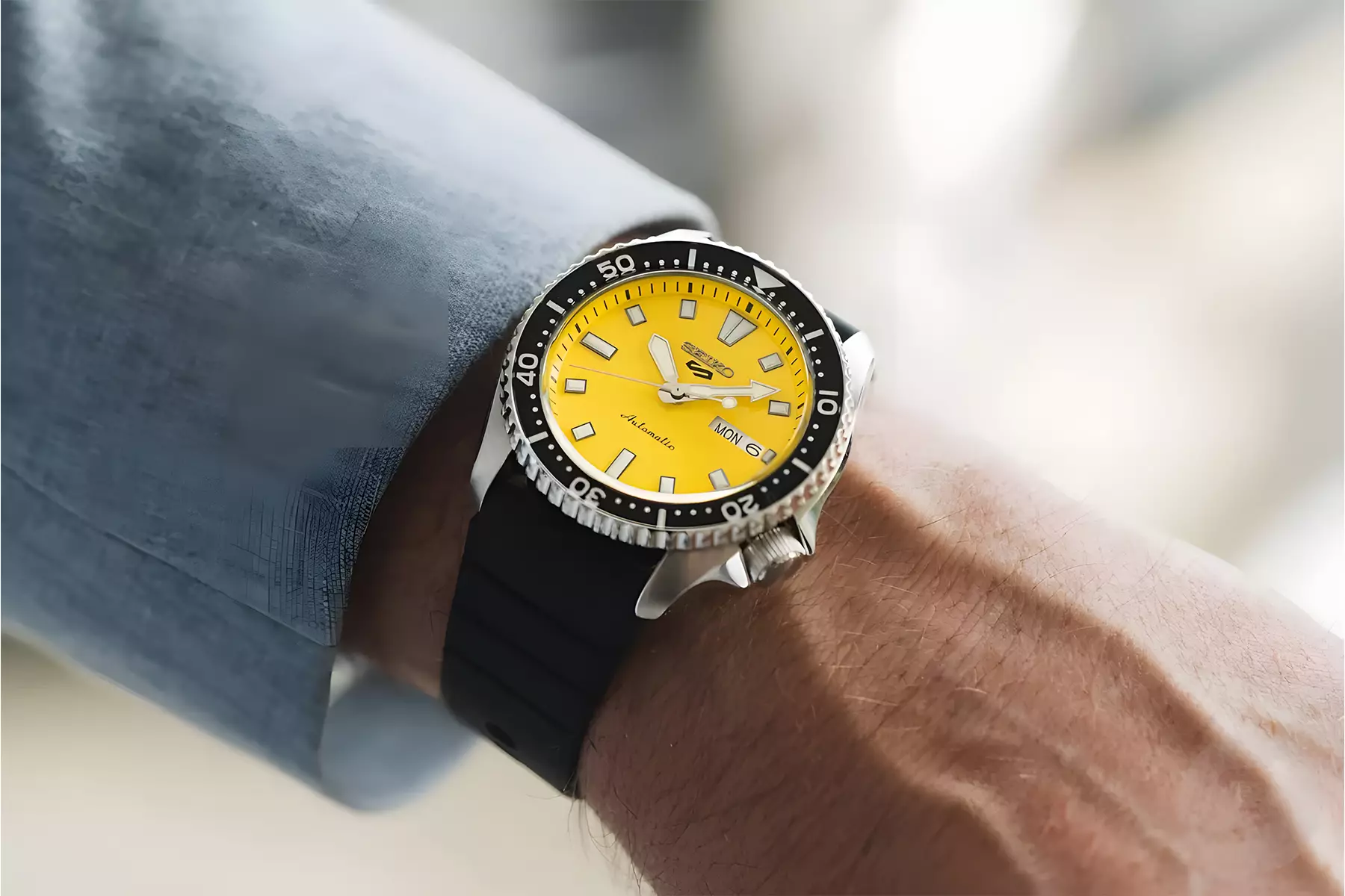 Seiko 5 Sports - Jam Tangan Automatic Pria - Yellow Black - Rubber Band - SRPL87K1