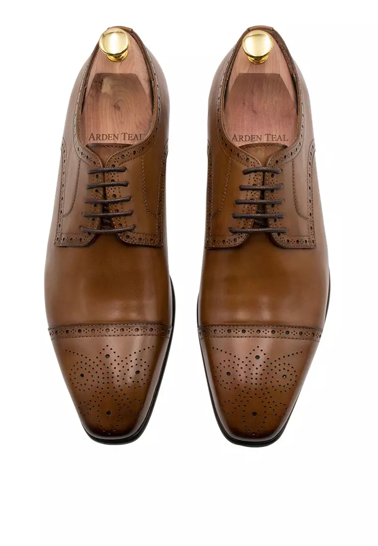 Olivos 獎章栗色德比鞋