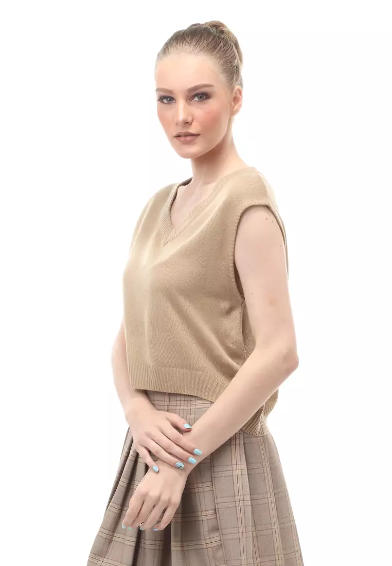 Vest Knit Atasan Wanita Sleeves Kerah V-neck Design Simple - Cream