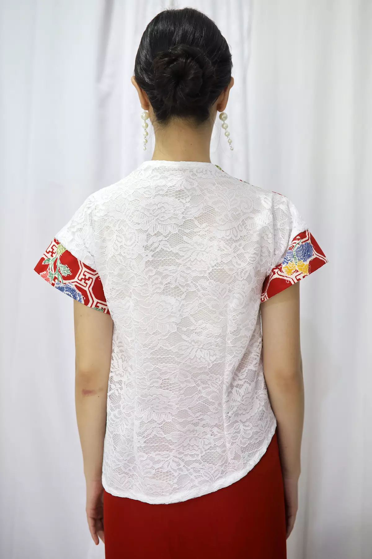 Serodja Encim Kawung Merah Kebaya Janggan Batik