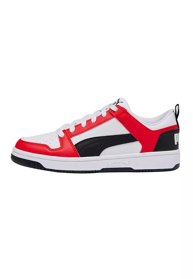 Red white puma on sale sneakers