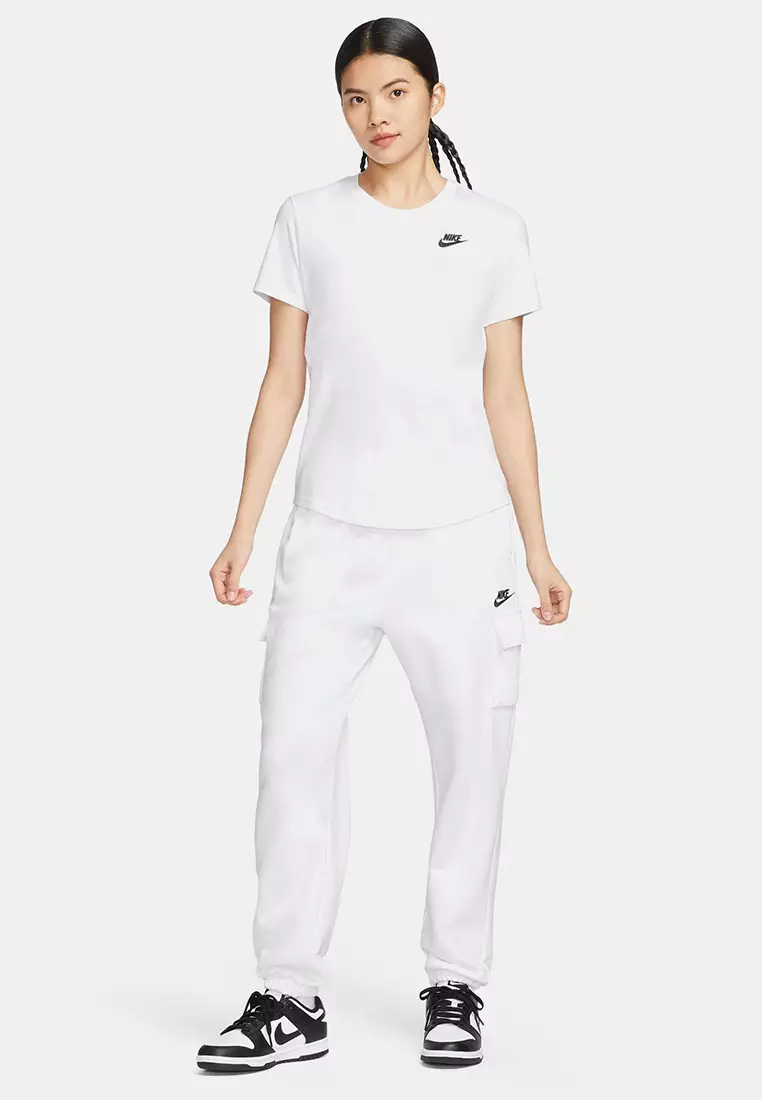 Sportswear Club Essentials Women's T-Shirt