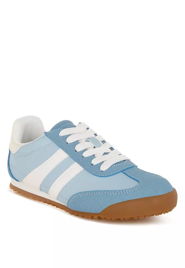 Sepatu Kets Bertali Kasual Warna Biru