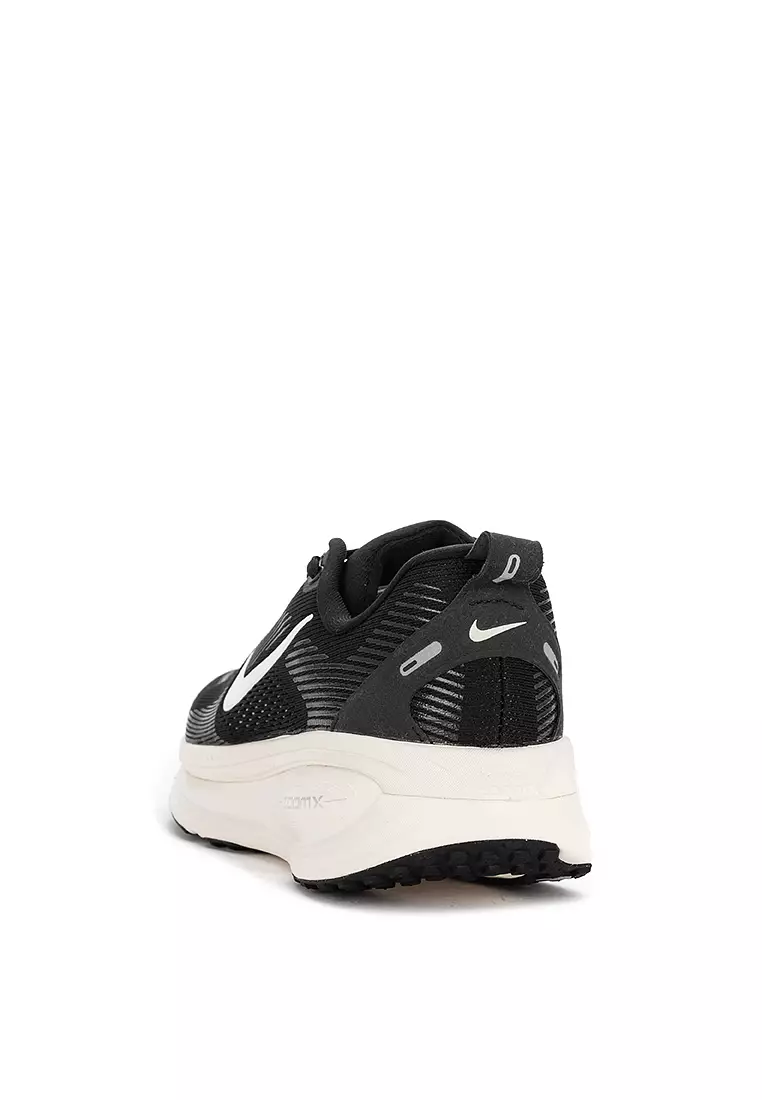 Vomero 18 Road Running Shoes (Wide)