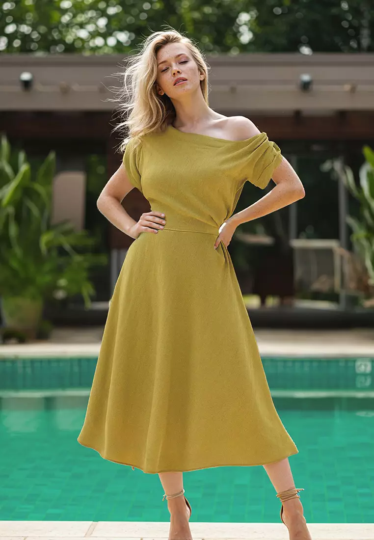 Oil Green A-Line Boat Neck Midi Woven Dress Twoss25El00726