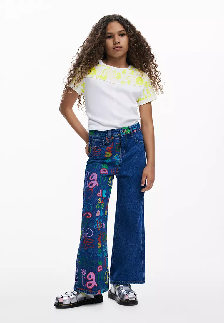 Short-sleeve T-shirt with lettering