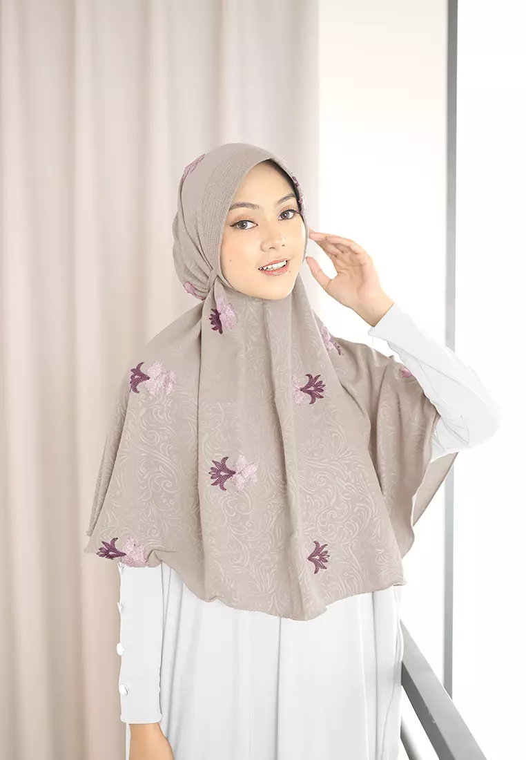 Zelena - Ghinna Bergo Embroidered | Hijab Instan Tali Airflow - Rosy Brown