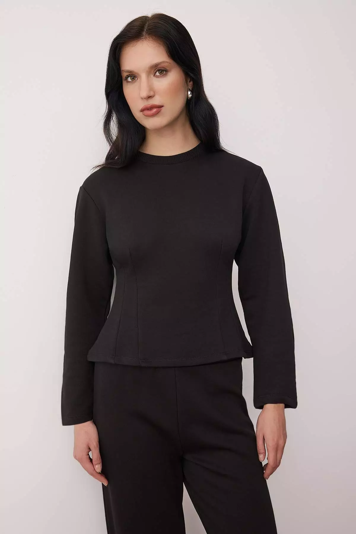 Black Waist-Cinching/Peplum Top Straight/Flat Cut Bottom Knitted Bottom - Top Set Twoaw26Au00136