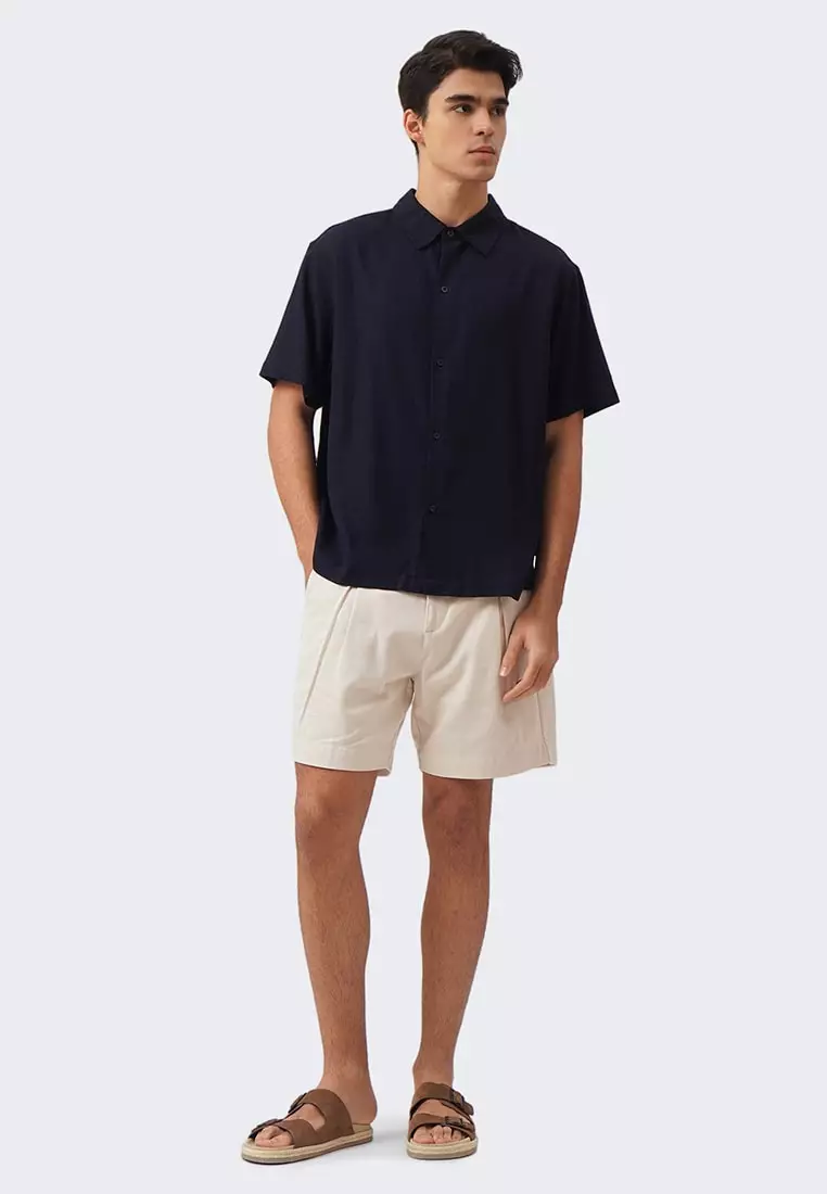 Men's Relaxed Linen Shirt with Back Pleat