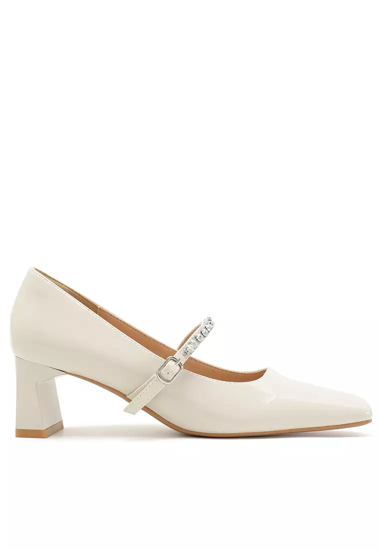 White mary clearance jane shoes heels