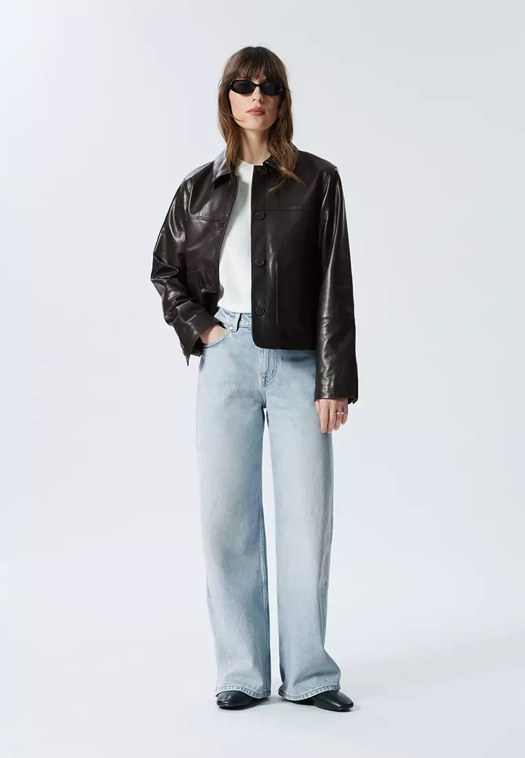 Relaxed Wide-Leg Jeans