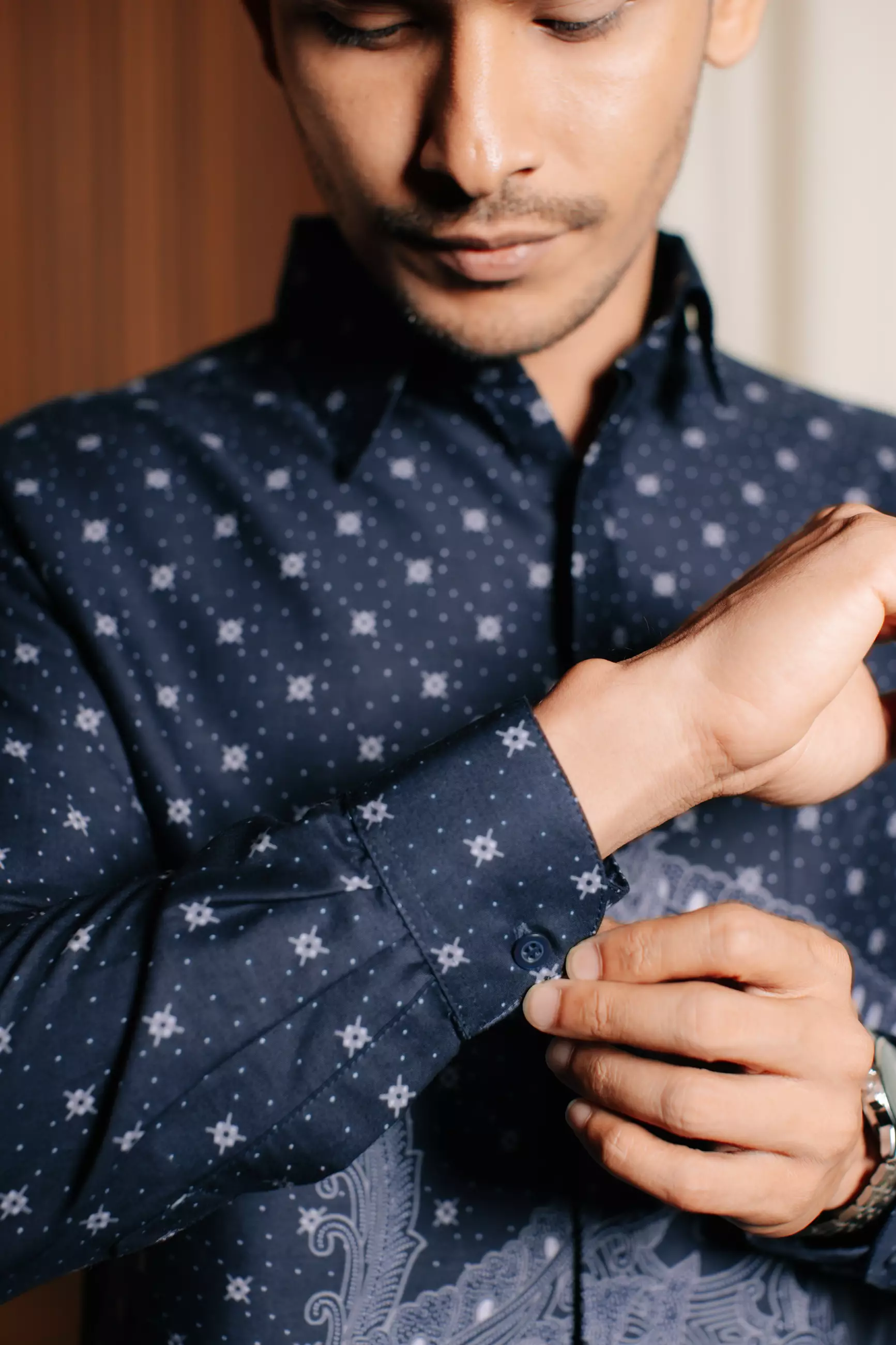 Virata Blue Kemeja Batik Slim fit Tricot Pria Katun