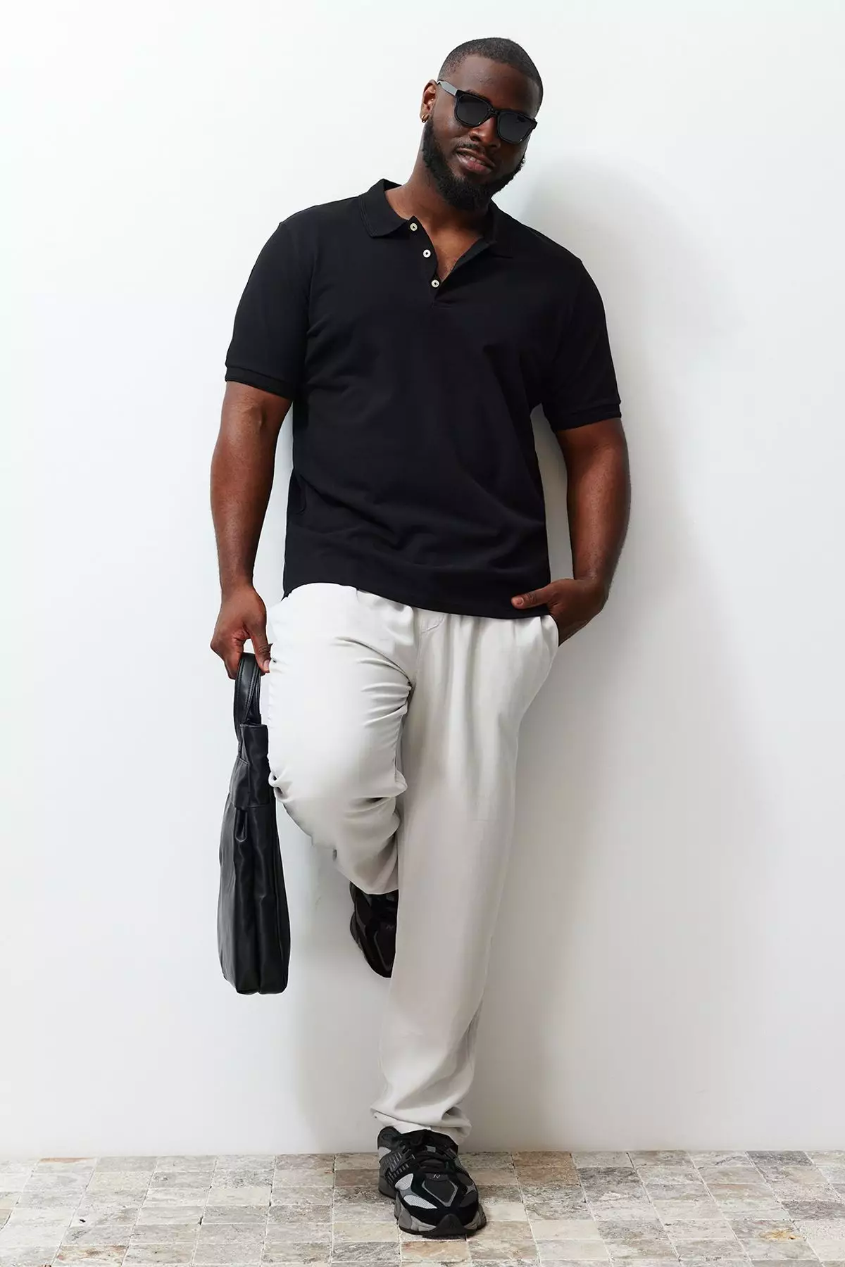 Plus Size Black Regular/Normal Cut Basic 100% Cotton Polo Collar T-shirt TMNSS24BF00000