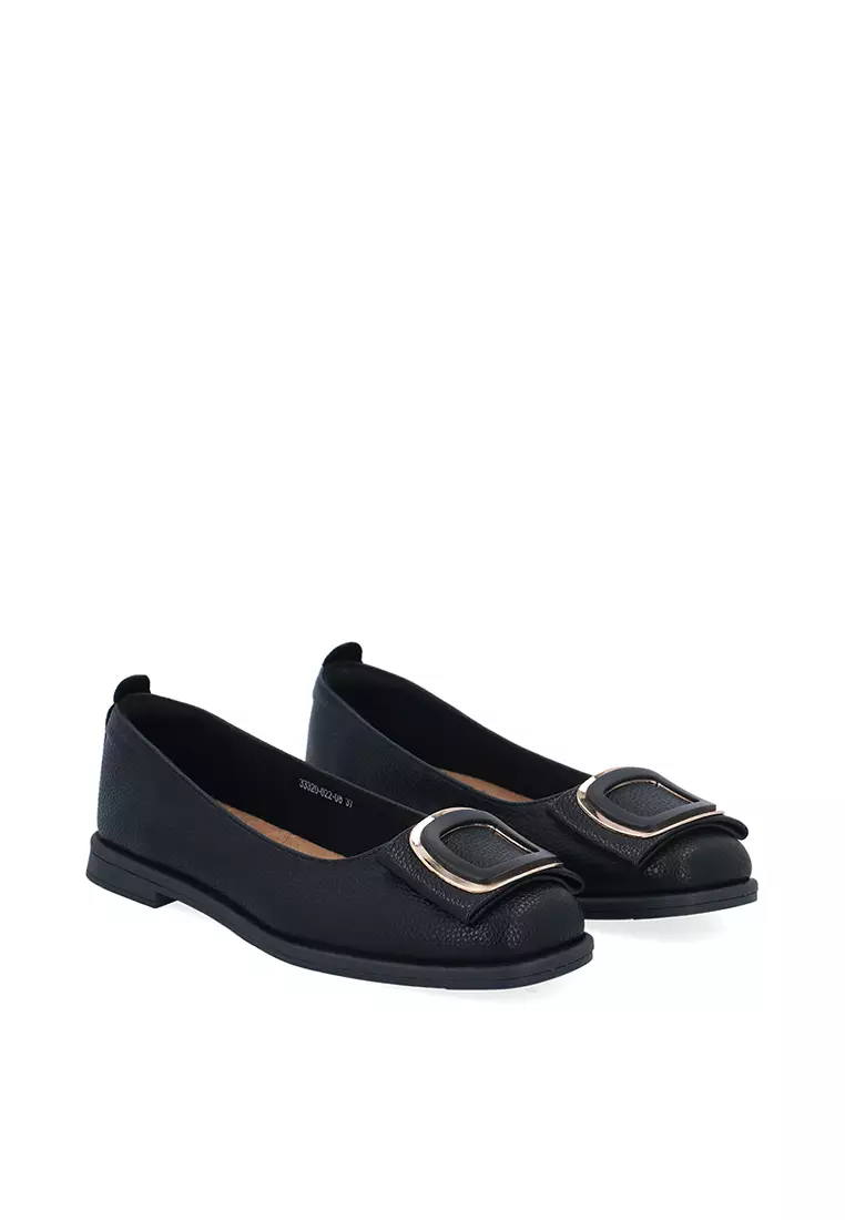 Black Allure Charmed Pumps