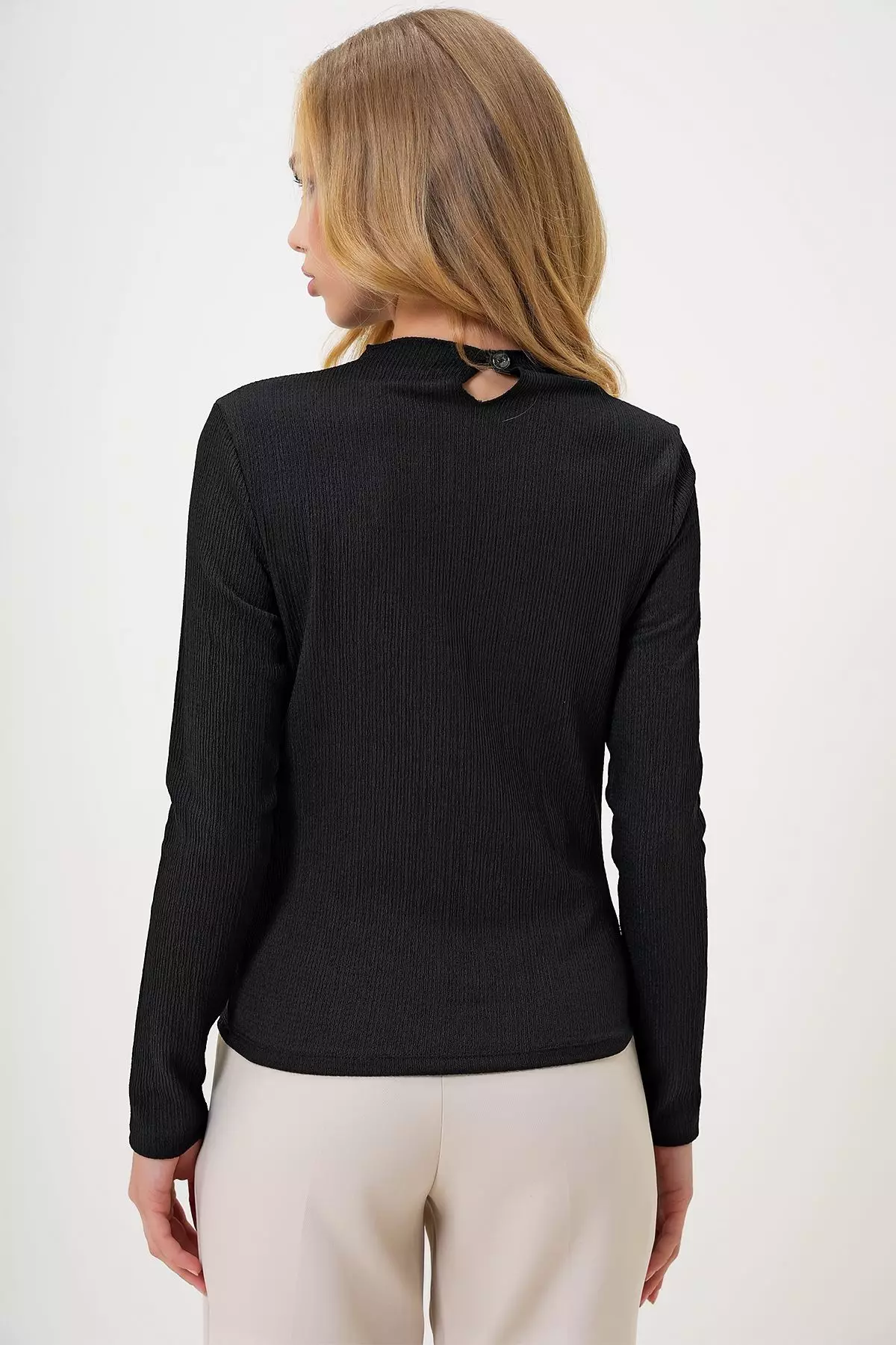 Women's Black Stand Collar Ribbed Stitched Buzy Blouse