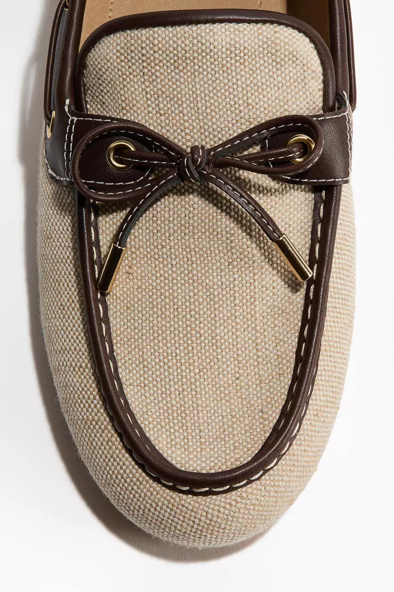 Deck shoes