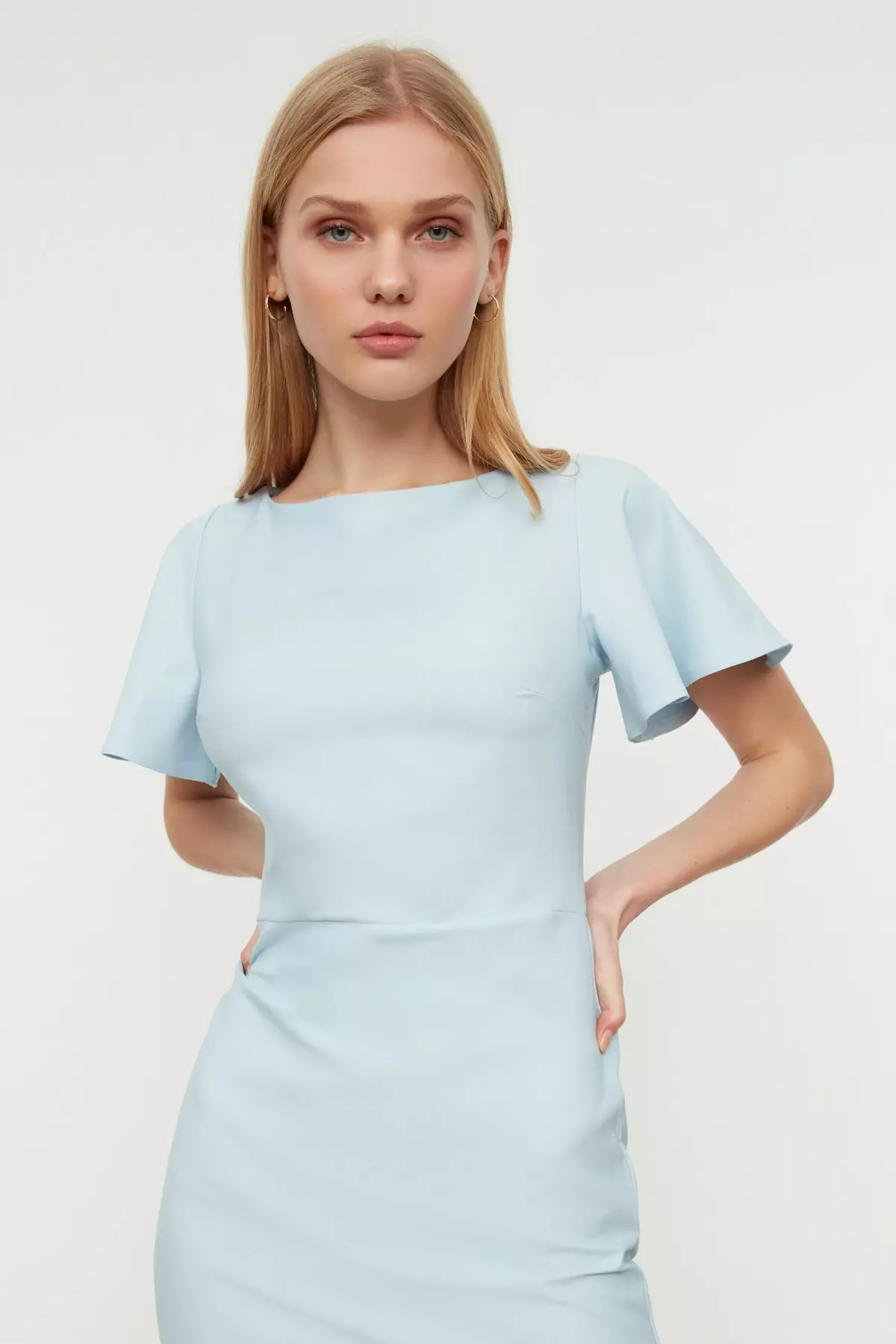 Fitted Flare Sleeves Midi Dress