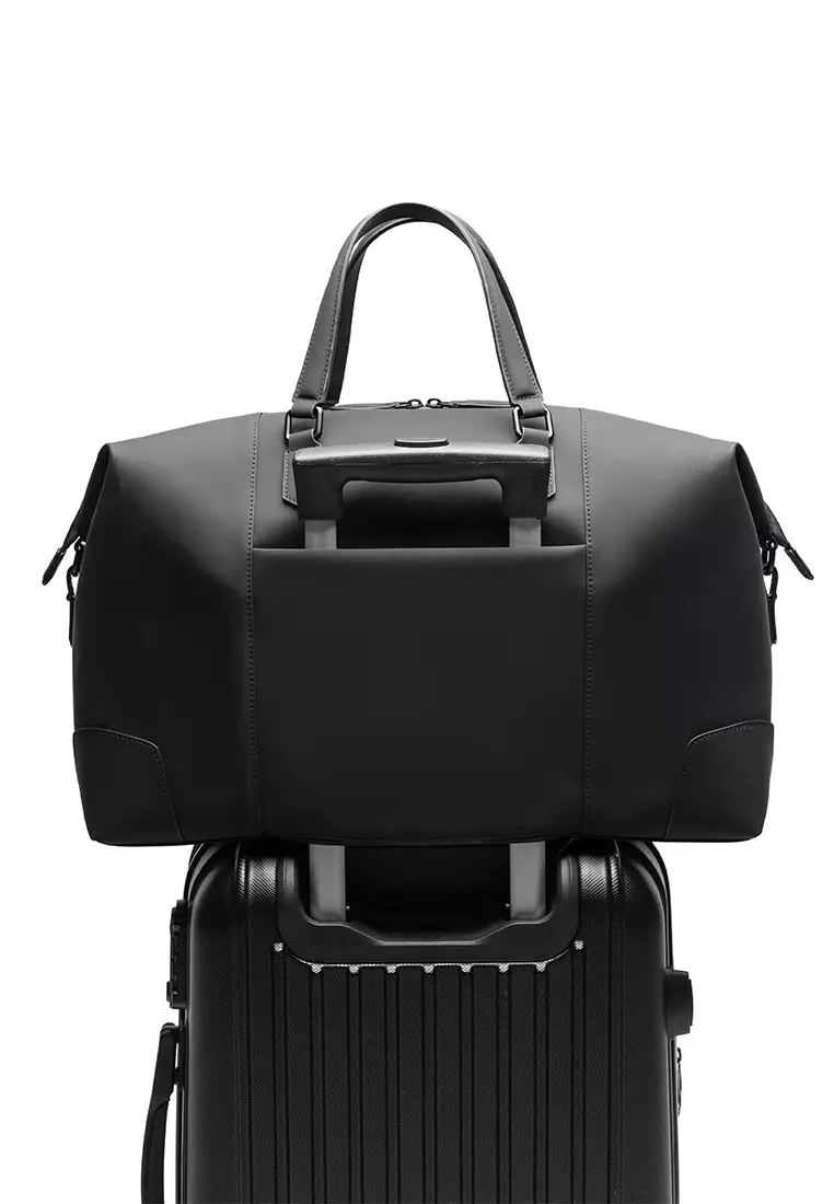 Buy Maverick & Co. Vista Waterproof Weekender Duffel Bag 2026 Online ...