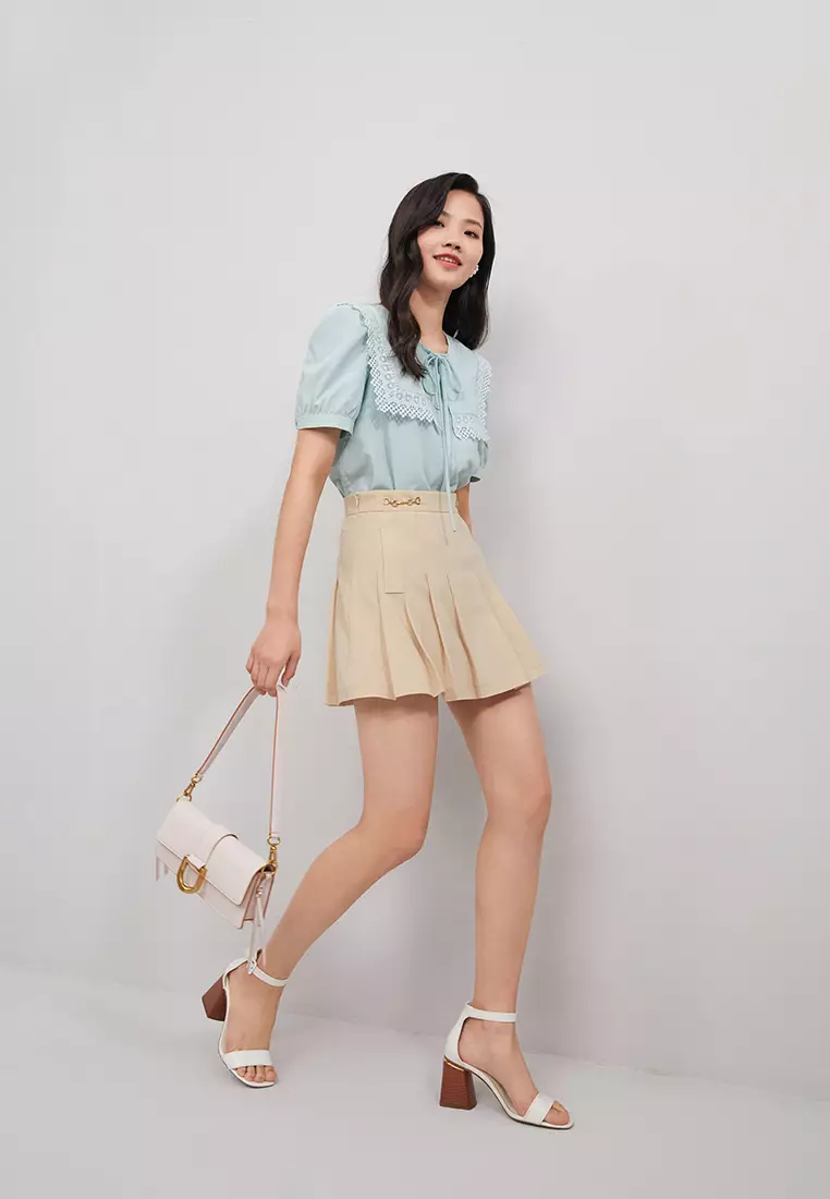 Puff Sleeve Lace Collar Button Blouse