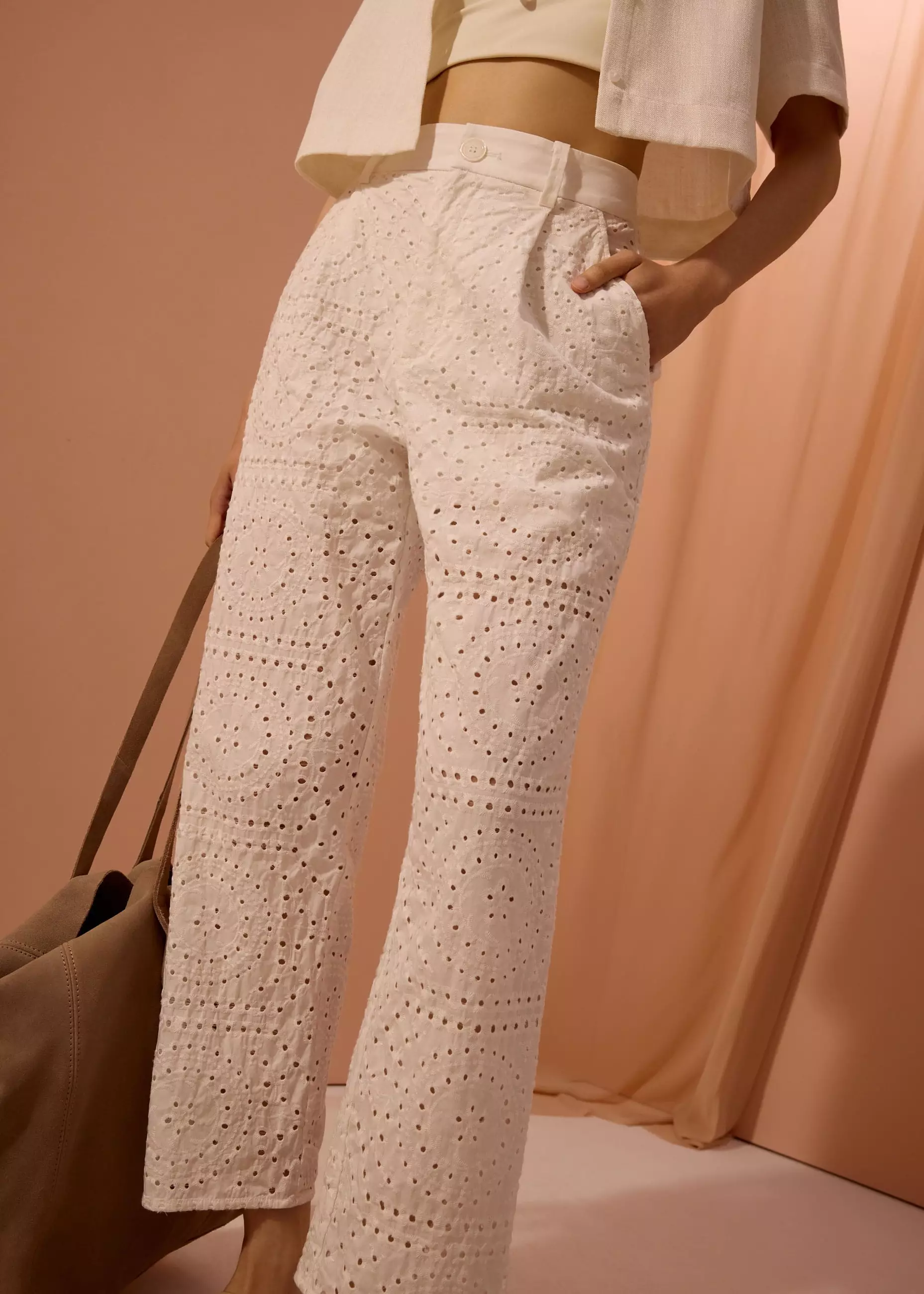 Celana Panjang Wanita - Elastic Peg Leg Pants in Soft Breeze Broderie