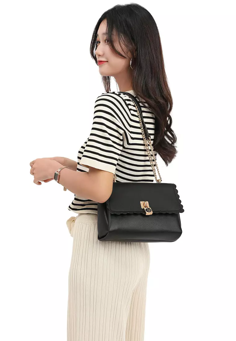 Chain Shoulder Bag / Sling Bag / Crossbody Bag (Tas Bahu Wanita / Tas Selempang Wanita) - Hitam