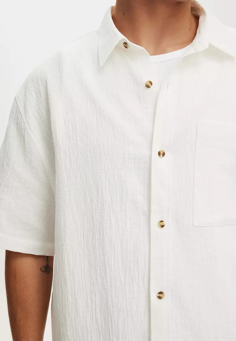 Boxy Fit Short Sleeves Shirt