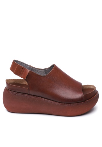Twenty Eight Shoes brown Platform Leather Casual Sandals QB183-2 84BE2SH04833B2GS_1