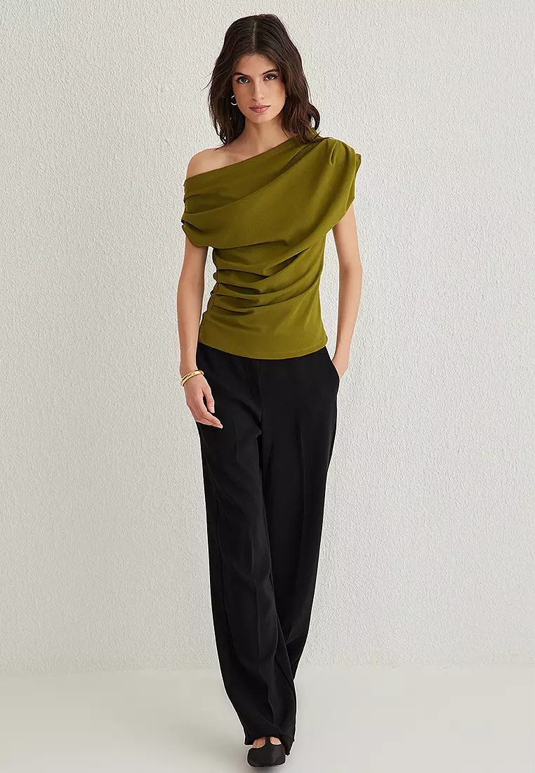 Oil Green Gathered/Draped Detail Flowy Asymmetric Collar Knitted Blouse