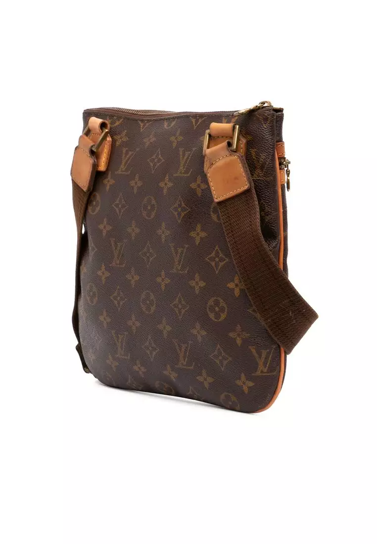 Pre-Loved Louis Vuitton Monogram Bosphore Pochette