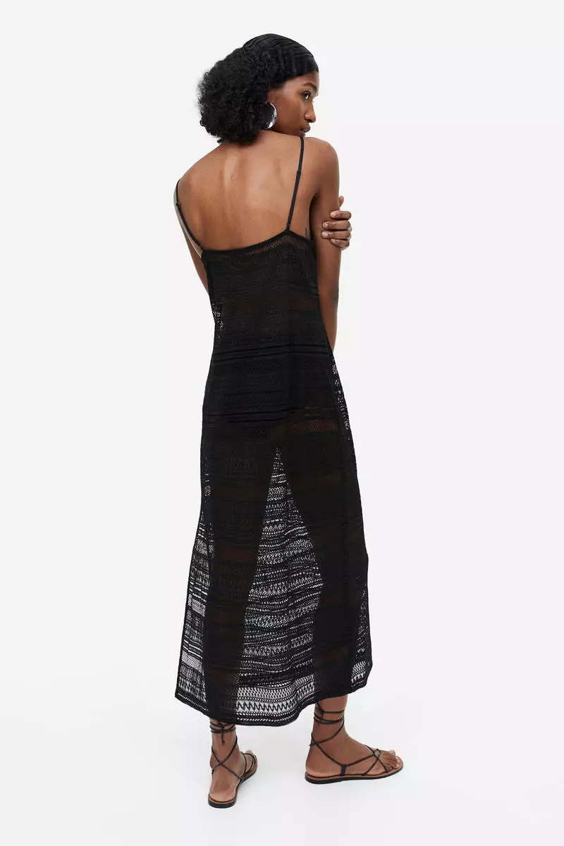 V-neck bodycon dress