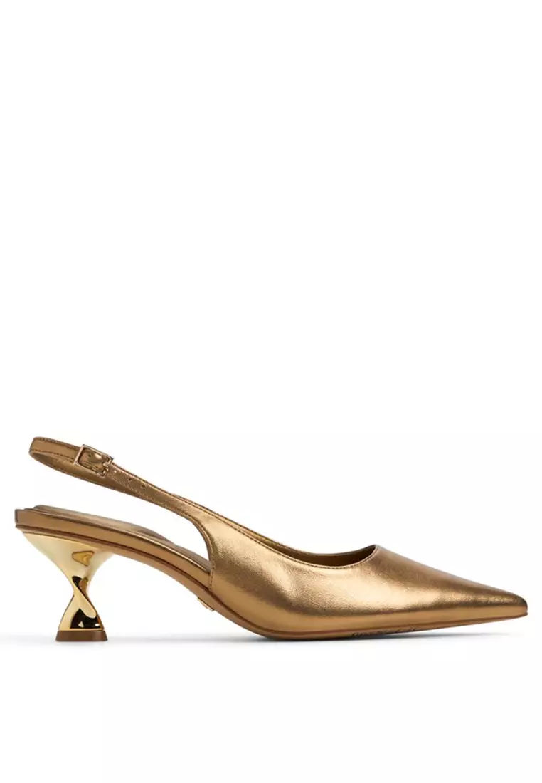 Discount on ALDO  shoes - SKU: Goldensheen Slingback Heels