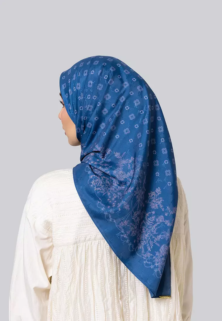 Kami Nola Signature Scarf Navy